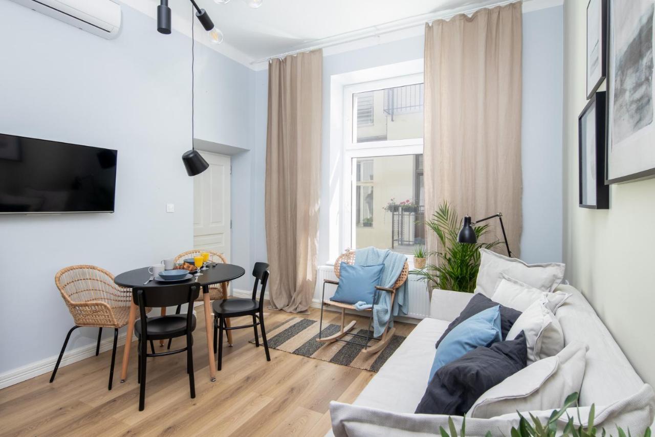 Barbacan Suites - Old Town Apartments - By Upstairs 克拉科夫 外观 照片