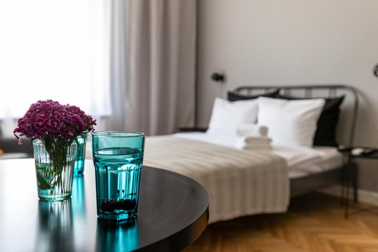 Barbacan Suites - Old Town Apartments - By Upstairs 克拉科夫 外观 照片
